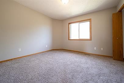 5th image of 39 Lilac Ln #1