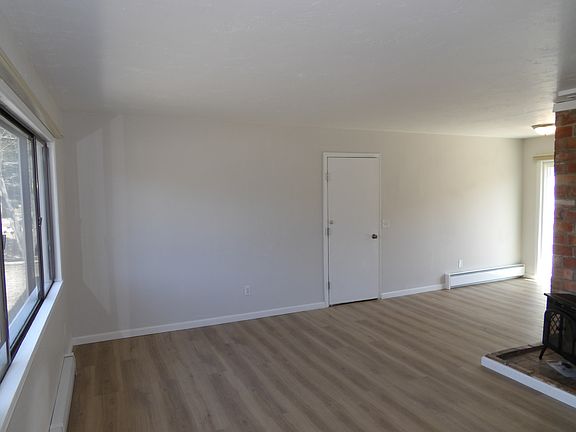 2nd image of 1510 Aspen Valley Dr