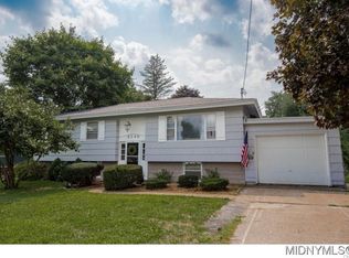 8140 Coronado Ln, Rome, NY 13440