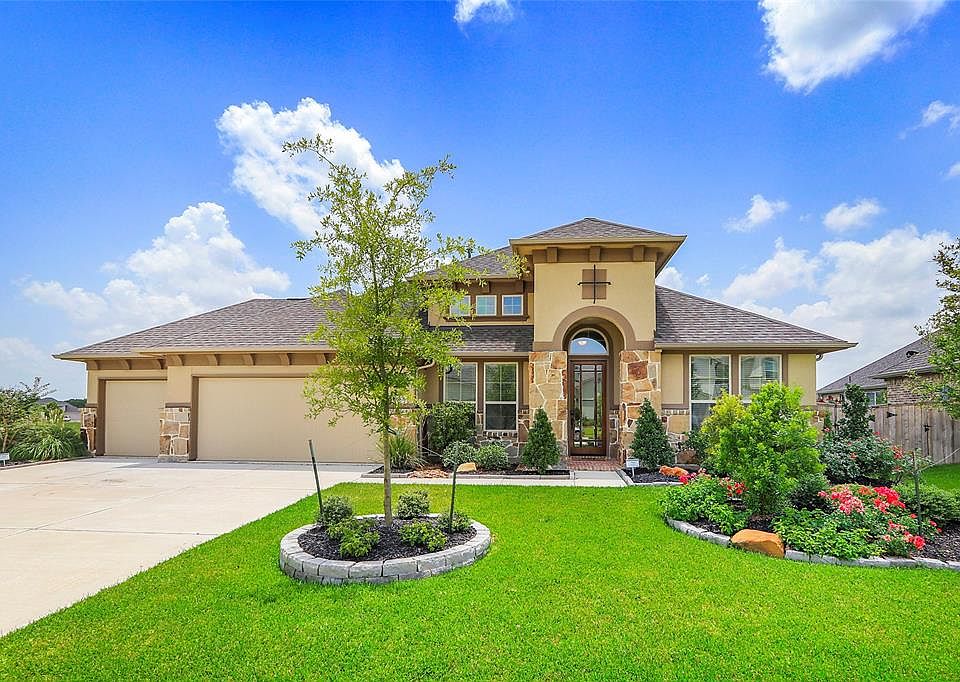 1st image of 16618 Harbor Falls Dr