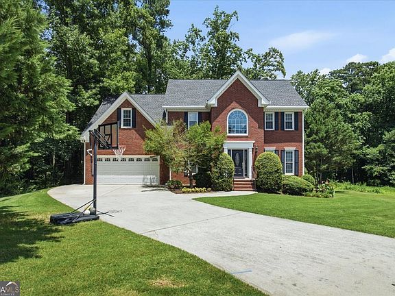 3rd image of 986 Sunhill Ct