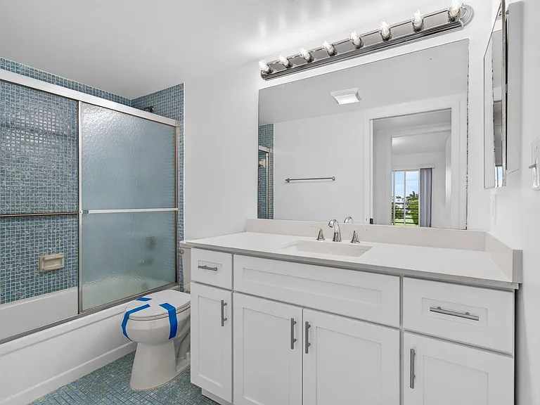 4028 Hythe Pl #B — Photo 40