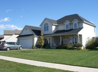 2938 W Country Ln, Monroe, MI 48162