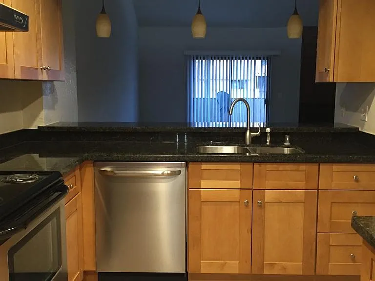 20746 Celeste Cir — Photo 3