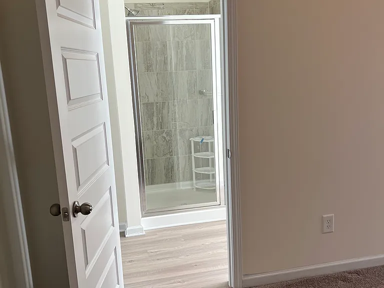 Doorway to en-suite master bathroom