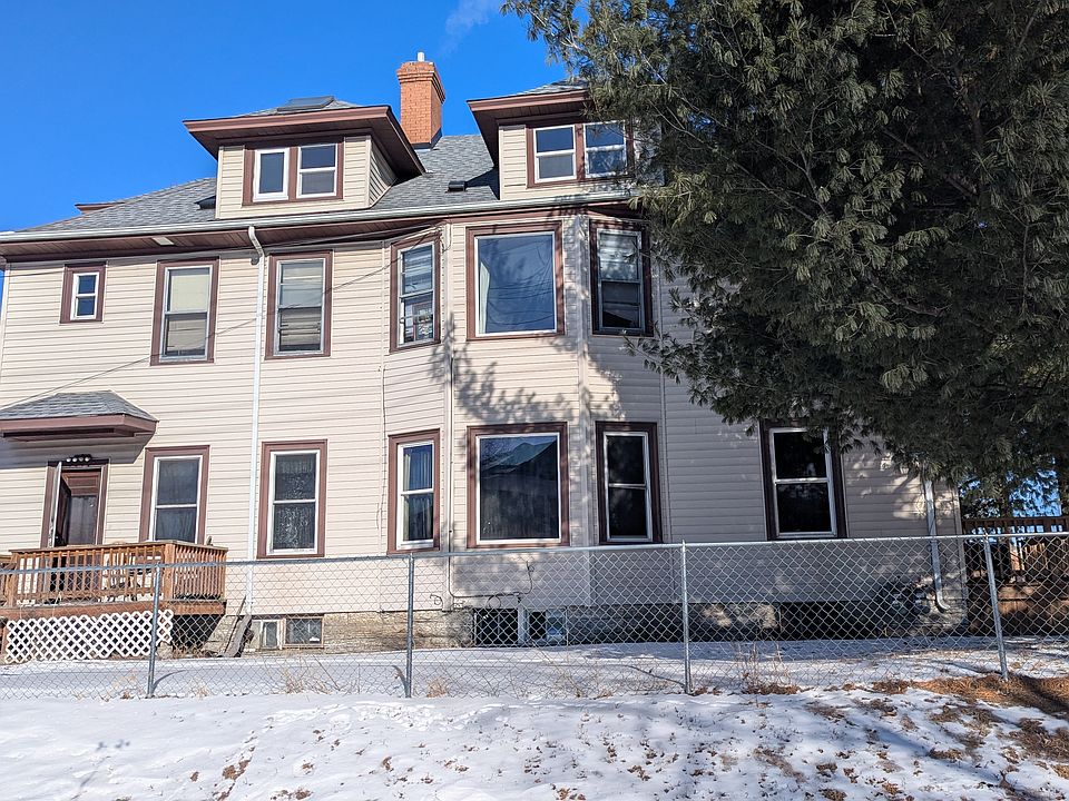 1st image of 3154 15th Ave S #3