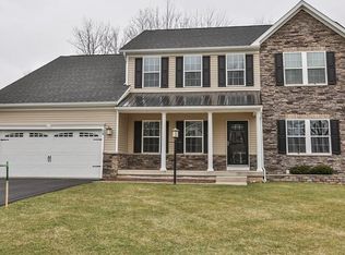 58 Tuscany Ln, Webster, NY 14580