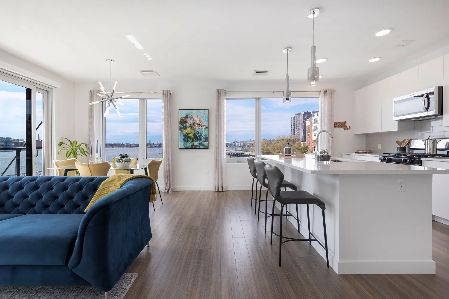 Clippership Apartments on the Wharf — Photo 1