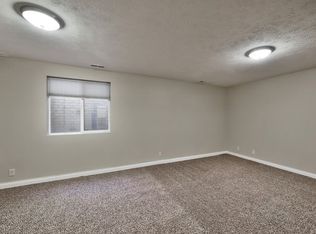 Makers Row, Lincoln, NE 68521