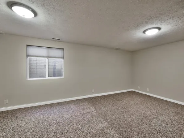 Makers Row, 1431-1493 Makers St #1461, Lincoln, NE 68521