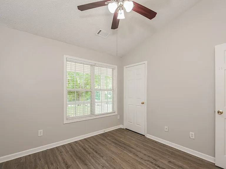 85 Butler Bridge Cir — Photo 13