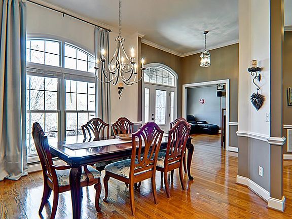 4th image of 106 King Eider Way
