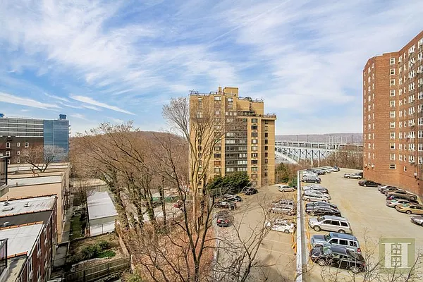 Rented by Halstead Real Estate | media 11