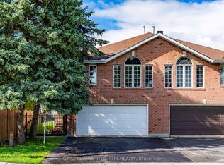 133 Mountshannon Dr, Ottawa, ON K2J4M5