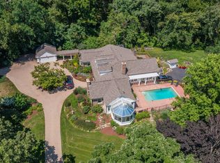 6N197 Denker Rd, Saint Charles, IL 60175