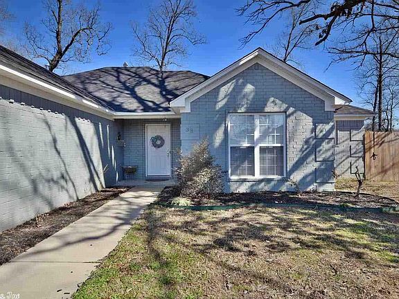 2nd image of 33 Golden Leaf Dr