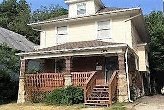 1st image of 3326 Garfield Ave