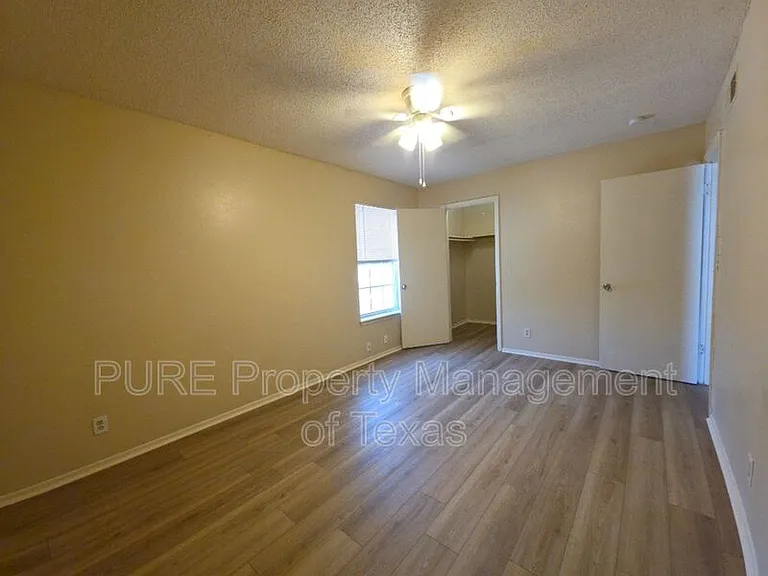 5808 Wellington Dr #3 — Photo 25