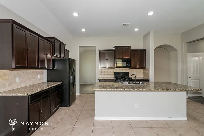 3526 Cambridge Falls Dr — Photo 9