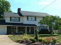1st image of 401 Lombardy Dr