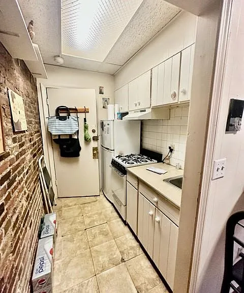 23 Sheafe St #1-R — Photo 2