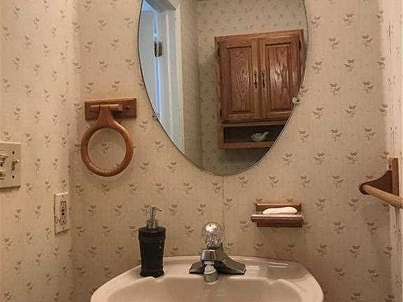 4th image of Twin Brook Ct #301