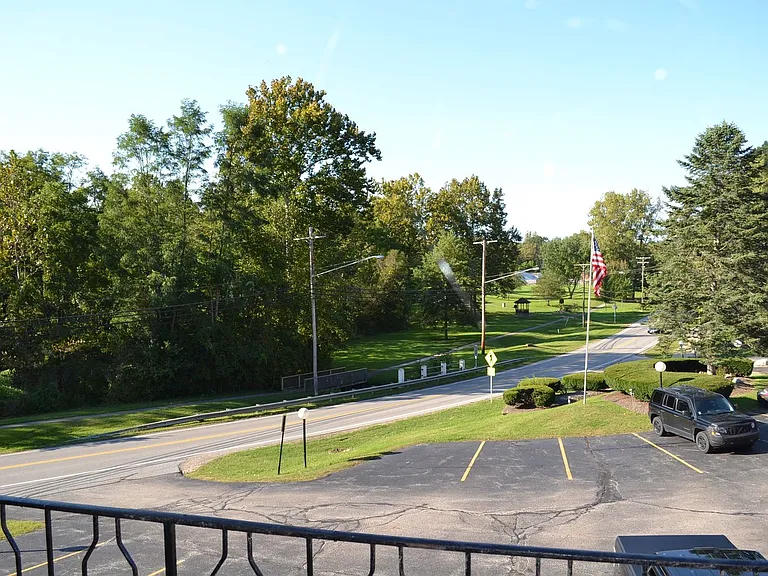 355 Solon Rd #315 — Photo 3
