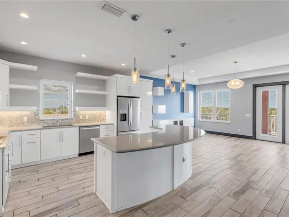 701 E 3rd Ave #Penthouse, New Smyrna Beach, FL 32169