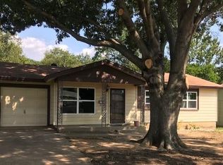 1024 Irion Dr, Euless, TX 76039