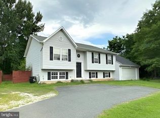 105 Oak B Ave, Sparrows Pt, MD 21219