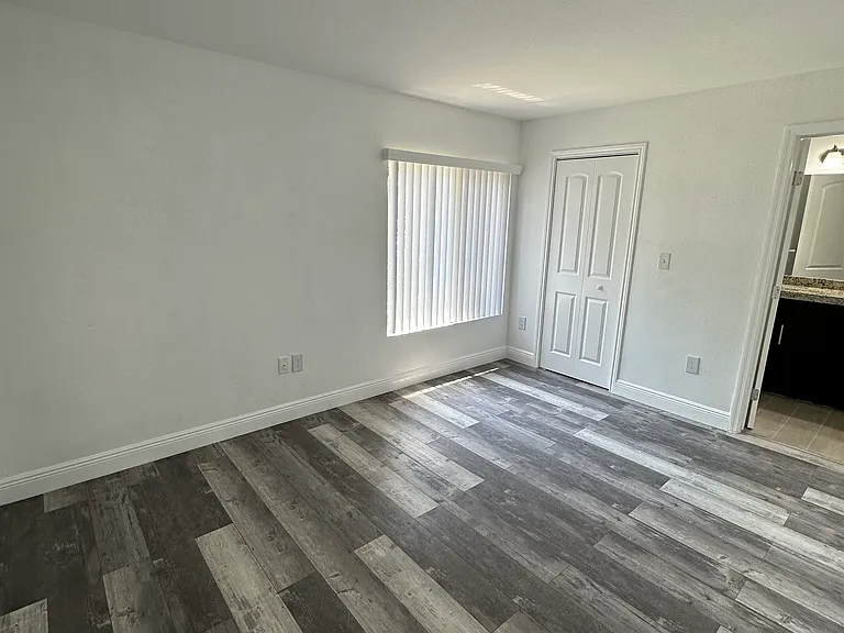 2341 NW 33rd St #406 — Photo 16