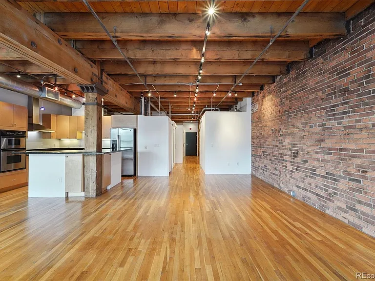 1801 Wynkoop St #317 — Photo 3