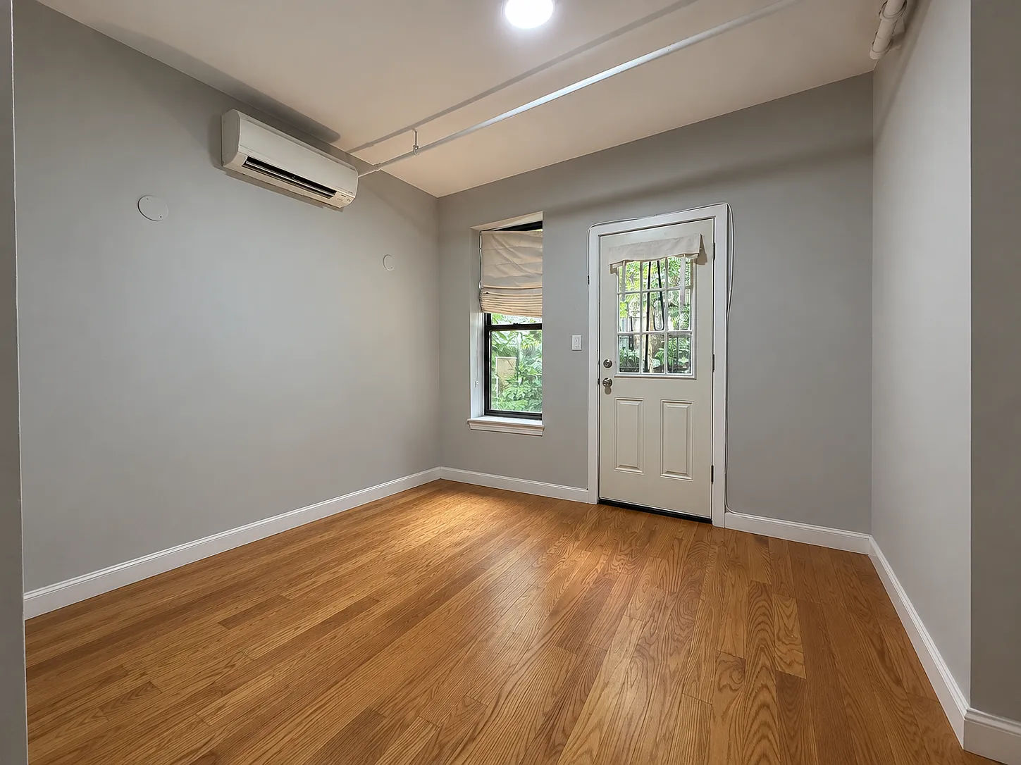 824 Classon Ave — Photo 4
