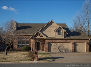 6711 E 96th Pl, Tulsa, OK 74133
