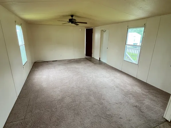 106 Jodoc Dr, Newport, NC 28570