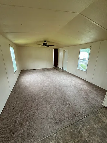 106 Jodoc Dr Photo 1