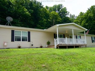 1515 Kaufmans Branch Rd, Charleston, WV 25312