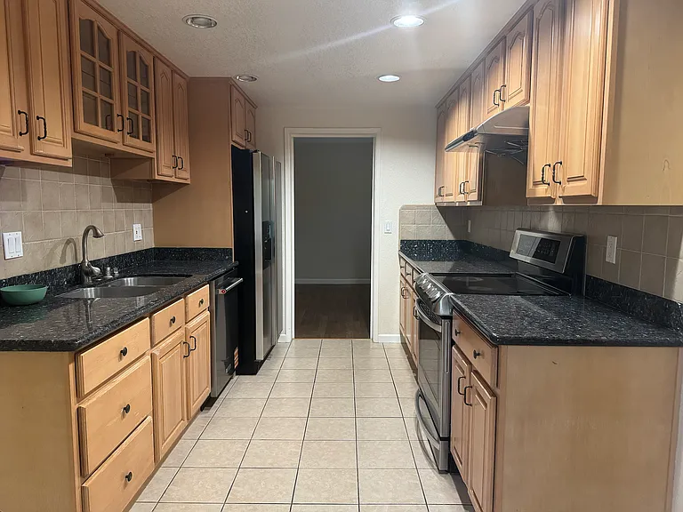 20628 Oak Creek Ln — Photo 18