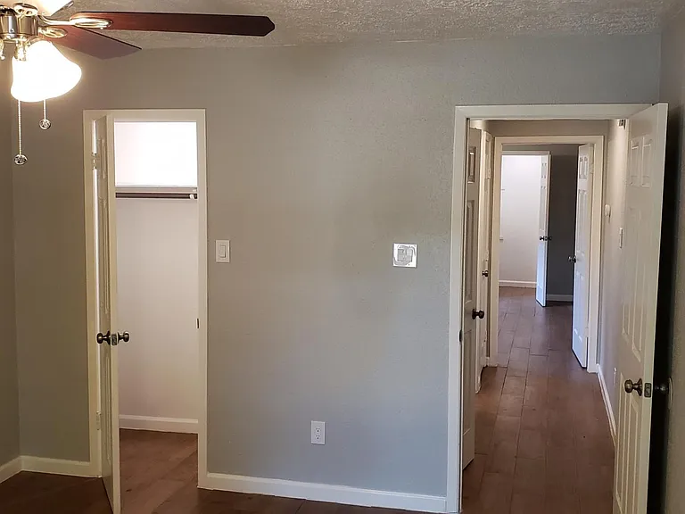 5610 Country Green St — Photo 15