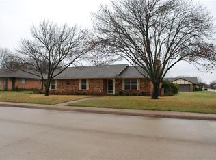 1503 S 5th St, Midlothian, TX 76065