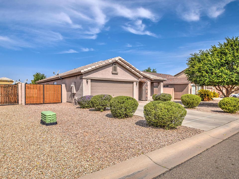 1st image of 39848 N Vincenza St