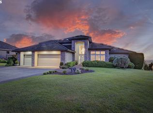 2609 NW Cascade St, Camas, WA 98607