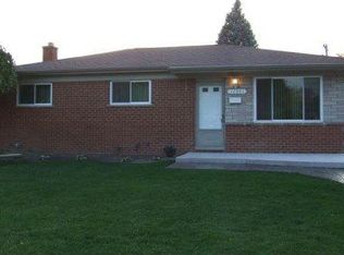 32803 Dover Ave, Warren, MI 48088