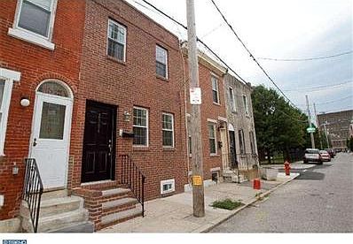 2nd image of 2304 Montrose St