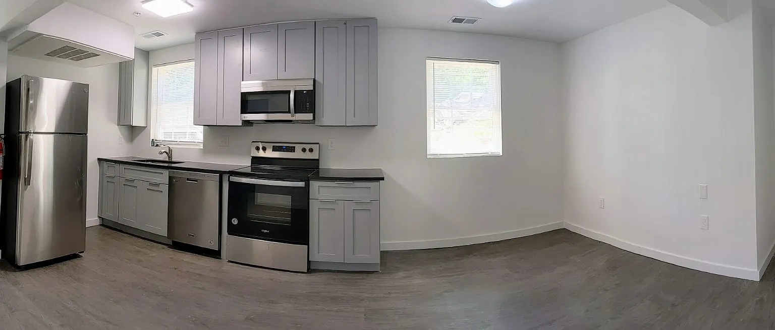 3 bed, 800 sqft, $750 — Photo 4
