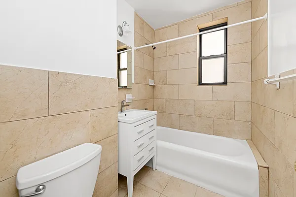 Rented by Compass | media 9