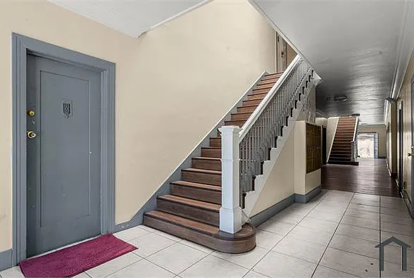 221 Columbia Ave #1 — Photo 15