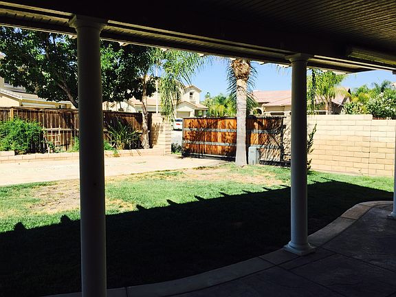4th image of 23741 Adams Ave