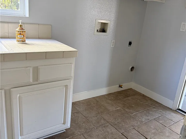 20640 Pesaro Way — Photo 36