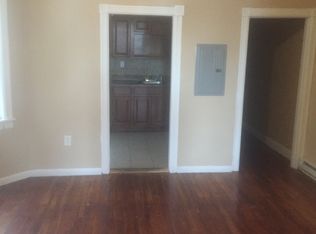 1530 S 55th St #2, Philadelphia, PA 19143